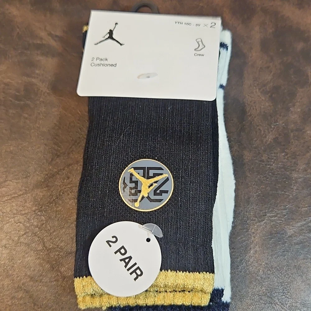 JORDAN YOUTH CUSHION SOCKS: 2 PAIR PACK: BLACK/BROWN: NEW IN PACKAGE: SIZE XS